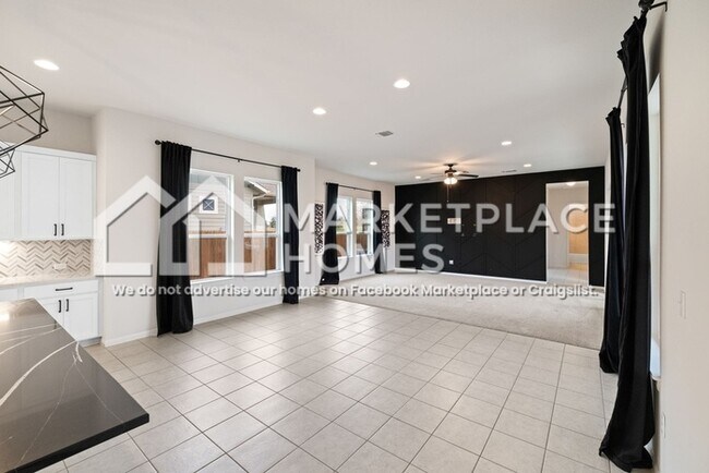 Building Photo - 8016 Hillock Terrace