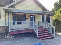 Building Photo - 203 Correll Ln