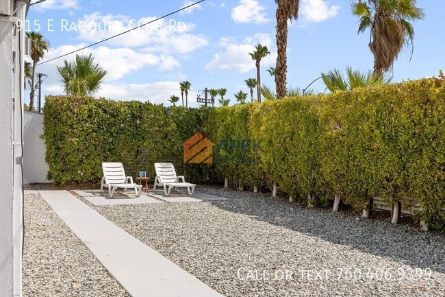 Building Photo - 915 E Racquet Club Rd