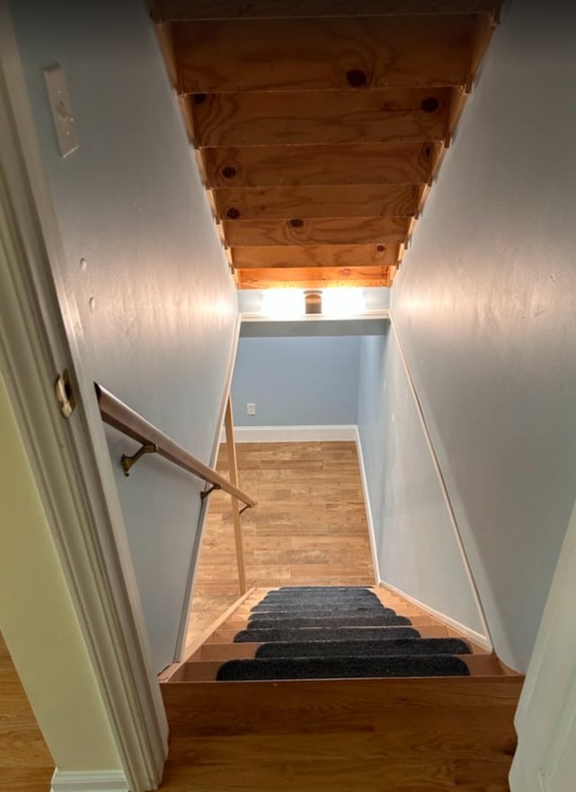 Stairs to Basement - 3114 Burrwood Dr
