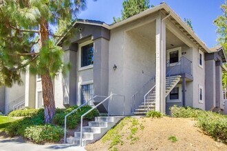 Building Photo - Desirable Rancho Rancho Bernardo 2 bedroom...