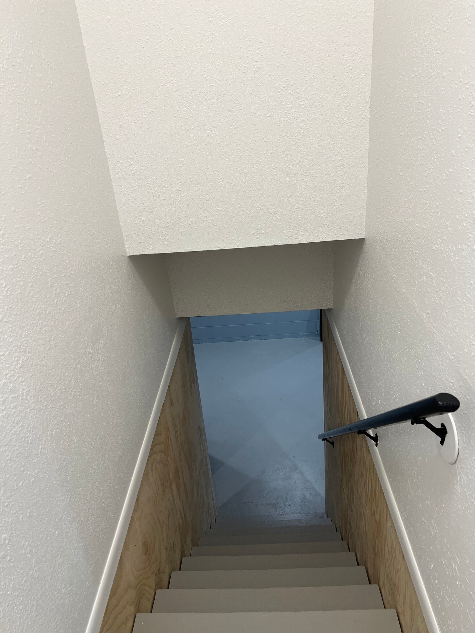 Building Photo - 5324 Jennifer Dr