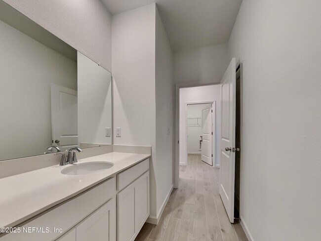 Building Photo - 9005 Latigo Ln