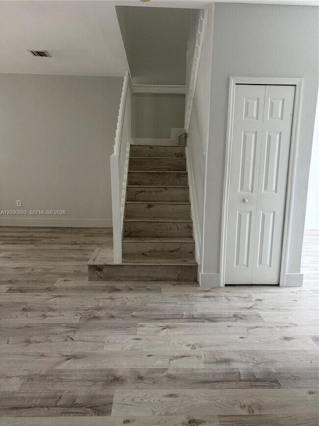 Building Photo - 10947 NW 79th St