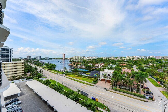 Building Photo - 250 S Ocean Blvd