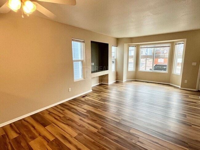 Building Photo - 2645 Bannister Ct