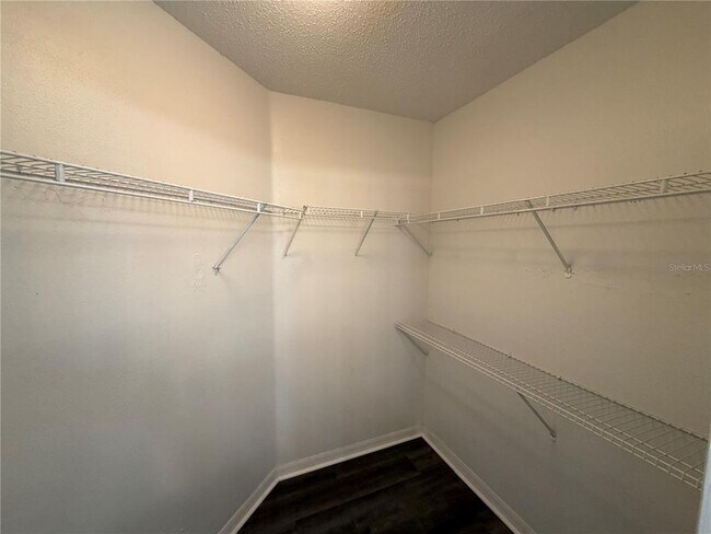 Building Photo - 11701 Brenford Crest Dr