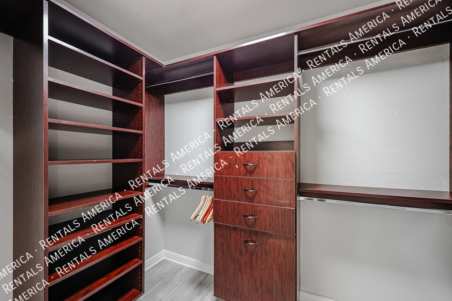 Building Photo - 1708 E Kaibab Dr