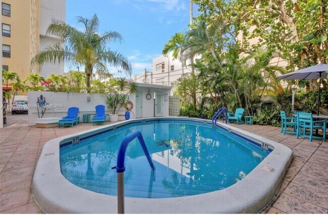 Building Photo - 1390 Ocean Dr