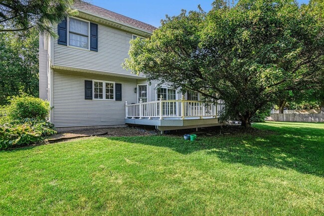 Building Photo - 7471 St George Cir