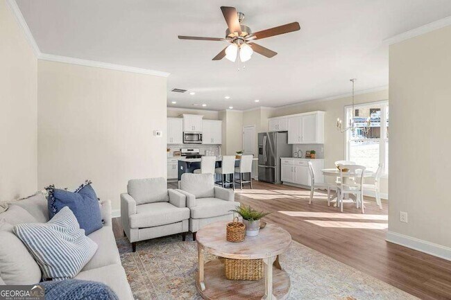 Building Photo - 4030 Cavalier Wy