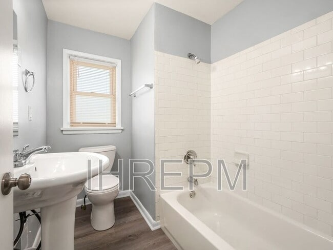 Building Photo - 761 Demorest Rd