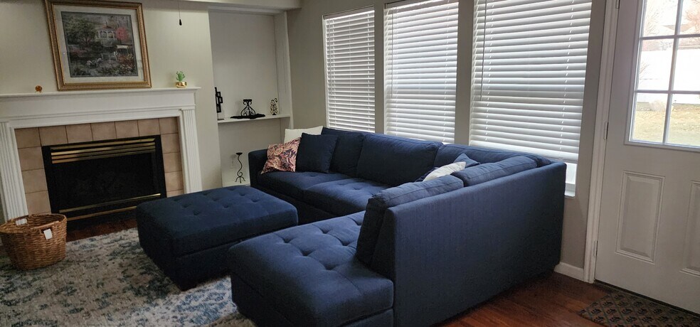 Building Photo - 1160 N Colonel Rd