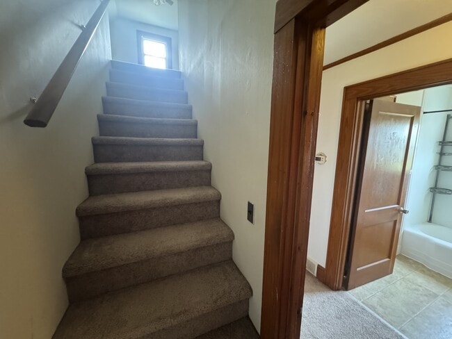 Building Photo - 2450 Sparta Rd