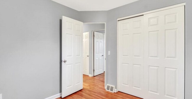 Building Photo - Beautiful 3 Bed, 2 Bath Single Family Home!