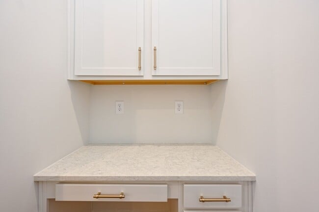 Building Photo - **BE THE LUCKY ONE TO LIVE IN THIS 2024-BUILT TOWNHOME**