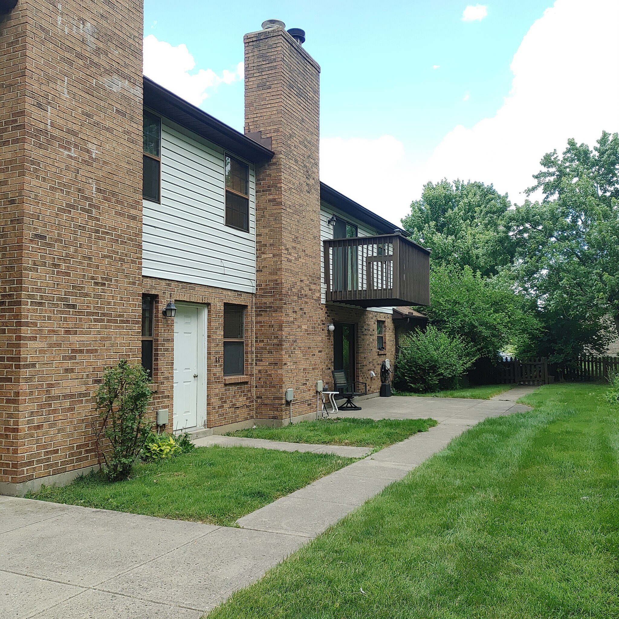 Building Photo - 1276 Robbins Run Ct