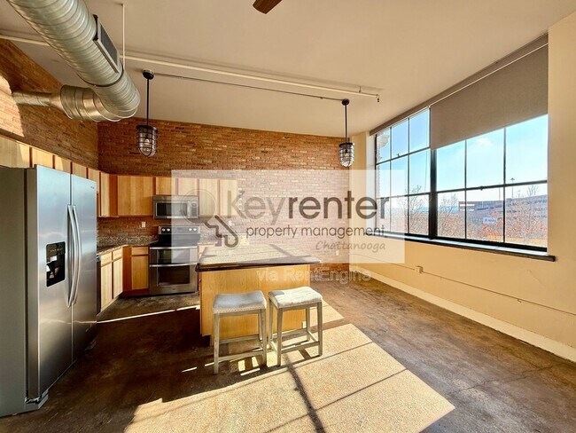 Building Photo - 1301 Market St