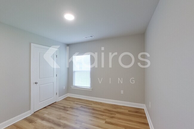 Building Photo - 13748 Willowmore Dr