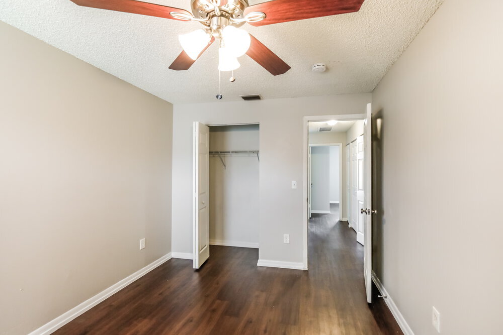 Building Photo - 18221 NW 40th Ct