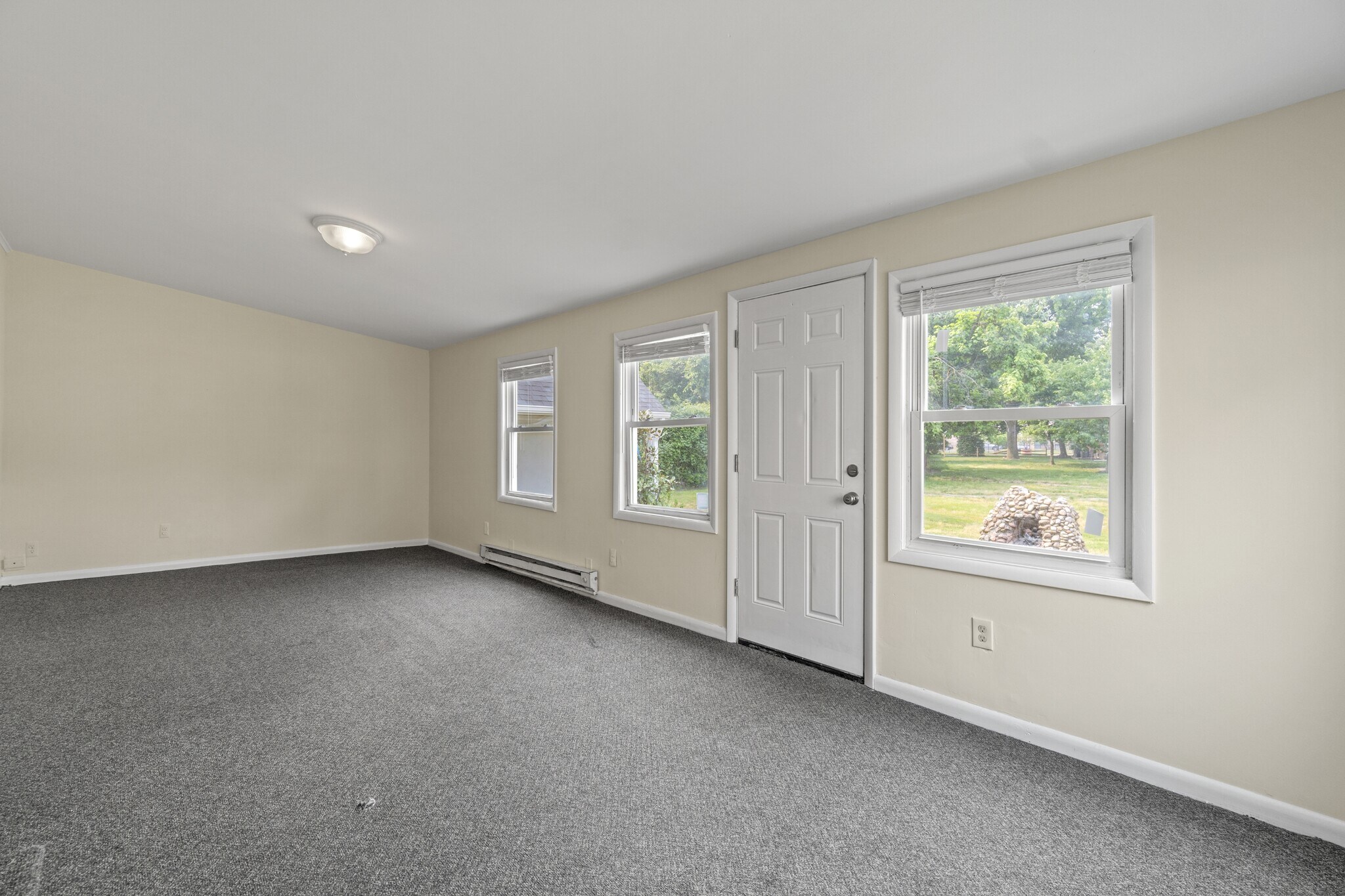 Building Photo - 4613 Knox Rd