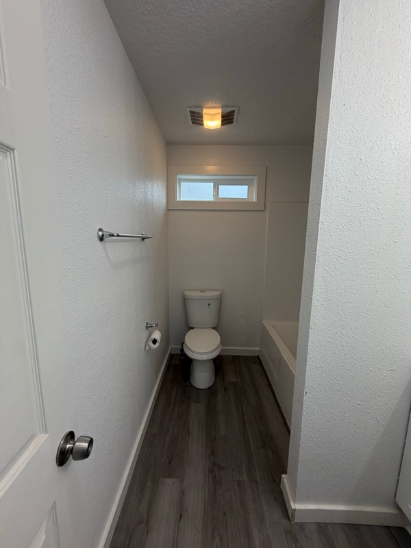 Building Photo - 4975 Breanna Ln NE