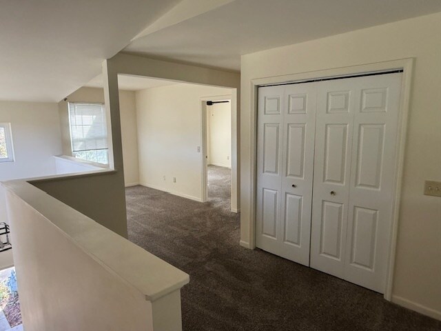 Building Photo - 207 W Dekalb Dr