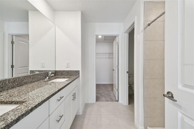 Building Photo - 9653 Ashworth Pl