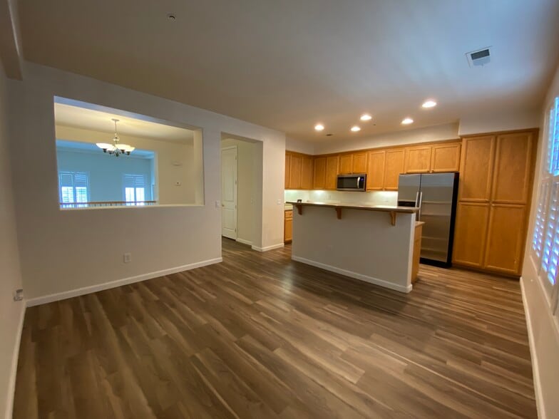 Building Photo - 3765 Finnian Way