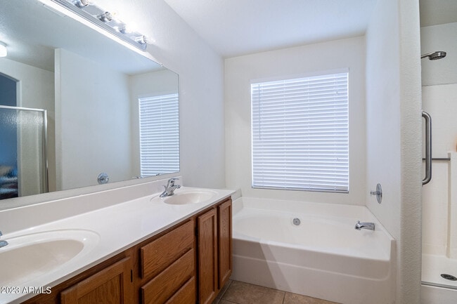 Building Photo - 18837 N 43rd Pl