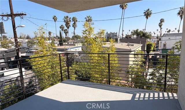 Building Photo - 1418 Cloverdale Ave