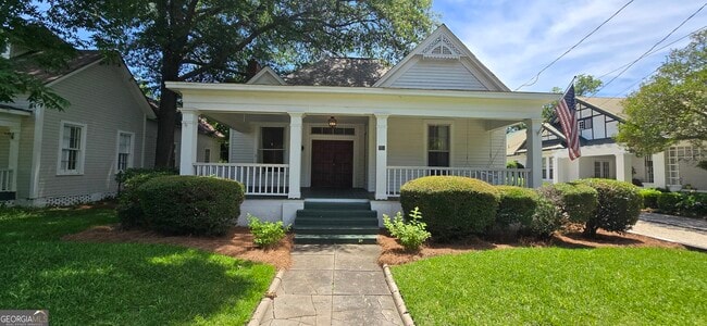 Building Photo - 712 Stonewall St
