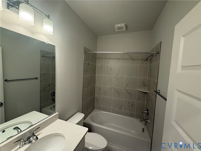Building Photo - 9452 Belladdie Wy