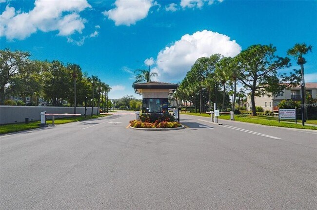 Building Photo - 6330 Grand Bahama Cir