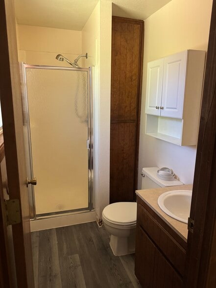 Building Photo - 18035 Weaver Ct