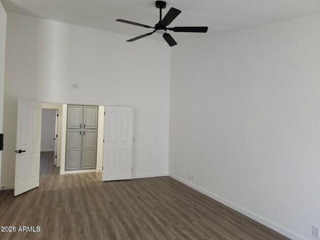 Building Photo - 8449 W Rockwood Dr