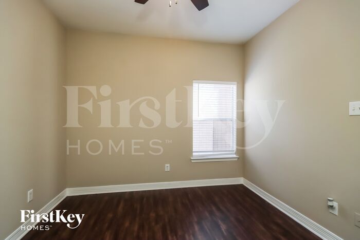 Building Photo - 21630 Hansom Dr