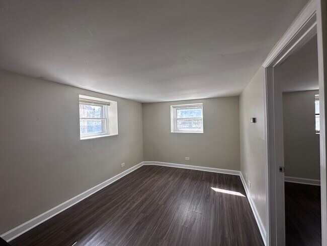 Building Photo - 3301 N Ozanam Ave