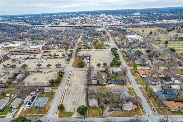 Building Photo - 113 N McKown Ave