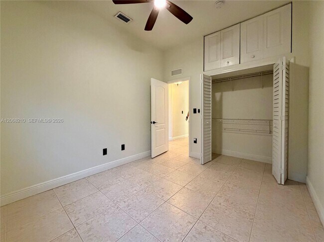 Building Photo - 2802 SW 149th Pl