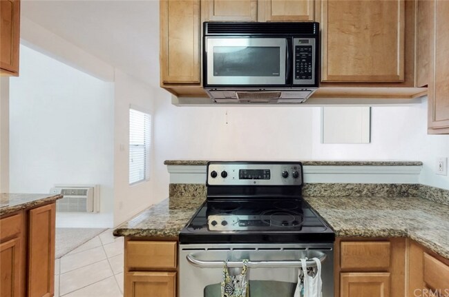 Building Photo - 1345 Cabrillo Park Dr