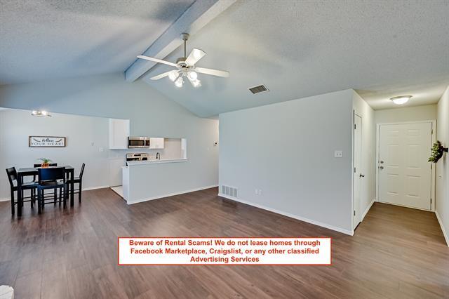 Building Photo - 832 Blue Ridge Dr