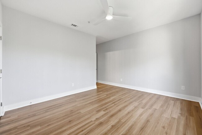 Building Photo - 211 Colima Ct