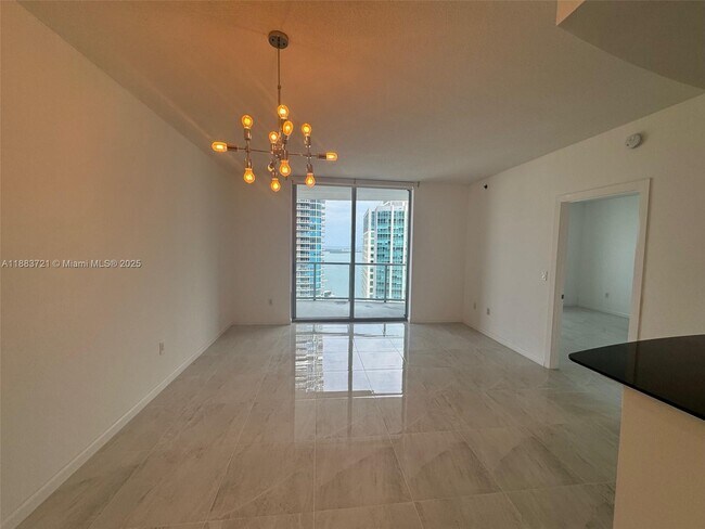 Primary Photo - 1060 Brickell Ave