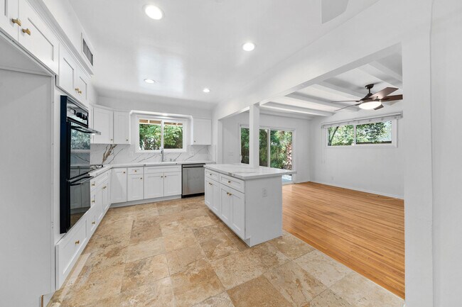 kitchen-1 - 5646 Maynard Ave