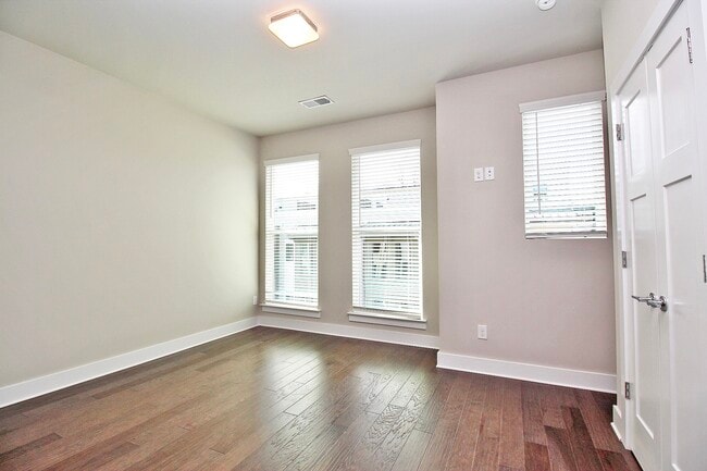 Building Photo - 1645 Cannon View Ln