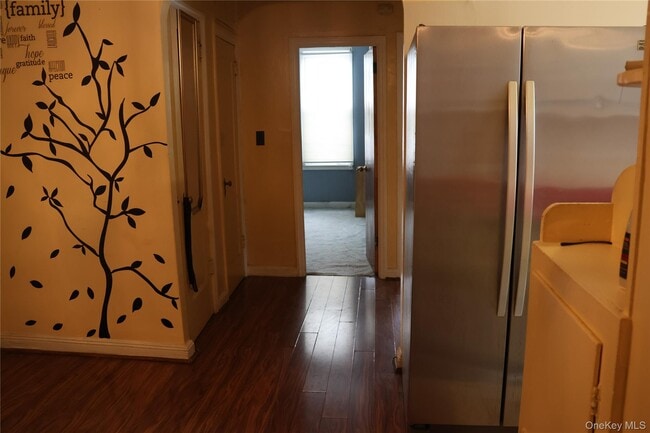 Building Photo - 955 E 98th St