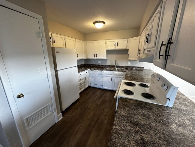 Building Photo - 6640 Lowell Blvd