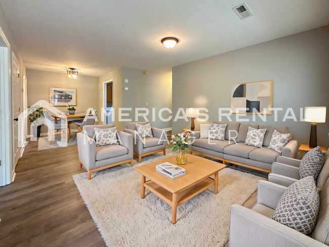 Building Photo - Lovely 2 Bed, 2 Bath Townhome for Rent in Montevallo, AL! View with 48 Hours Notice!