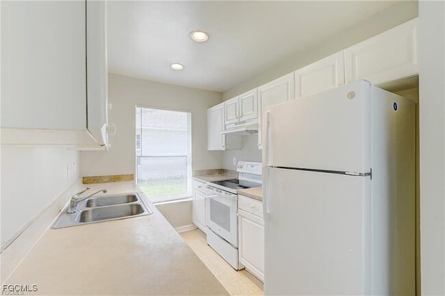 Building Photo - 4532 29th St SW